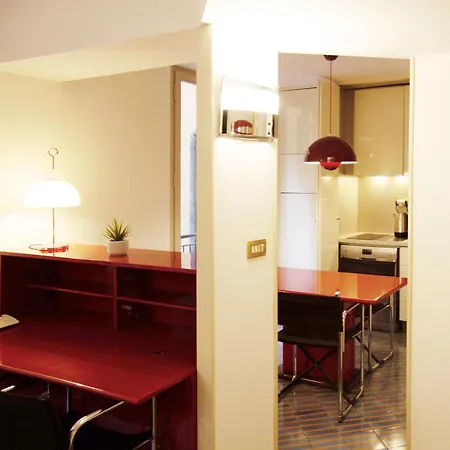 Un Gioiello Sotto Le Due Torri アパート