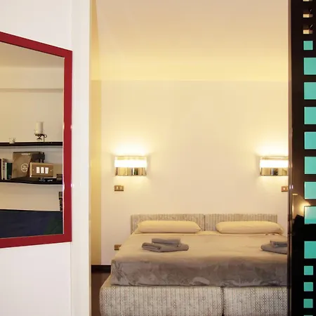 Un Gioiello Sotto Le Due Torri