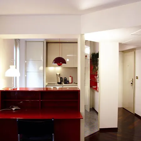 Un Gioiello Sotto Le Due Torri